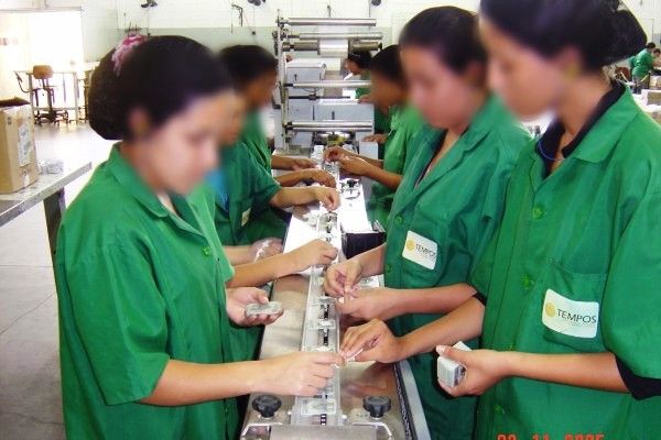 EMBALAGEM DE PRODUTOS